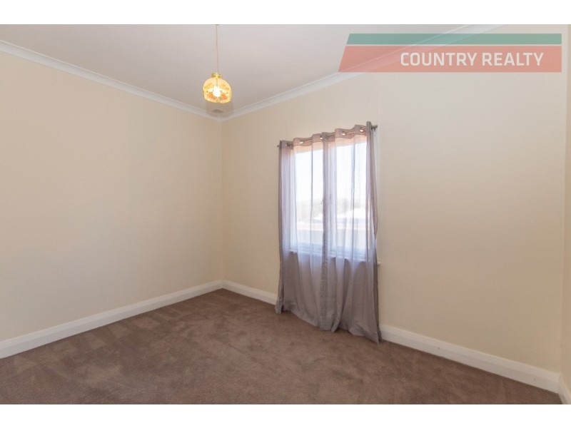 60 Gairdner Street, Northam WA 6401