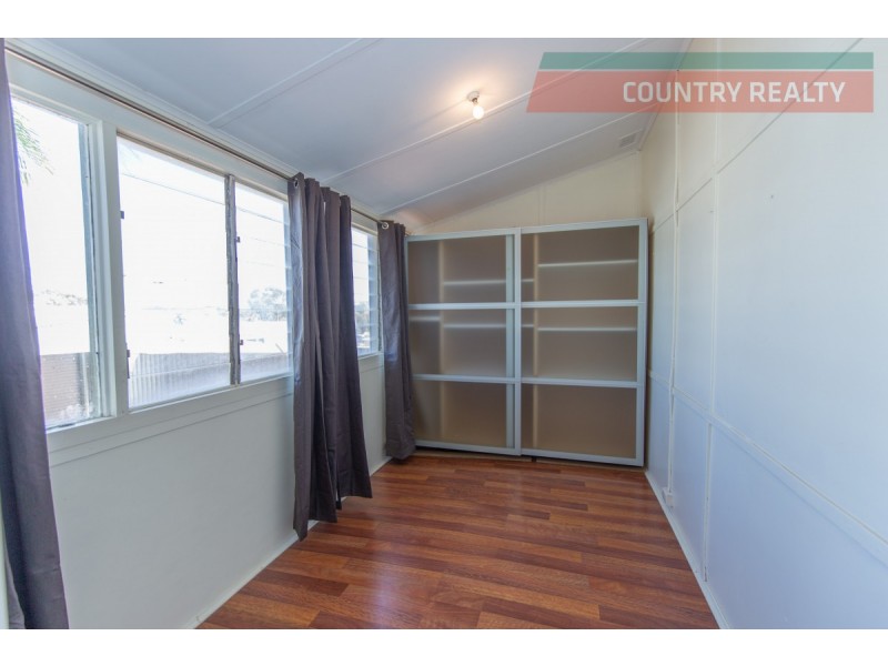 60 Gairdner Street, Northam WA 6401