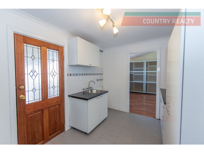 60 Gairdner Street, Northam WA 6401