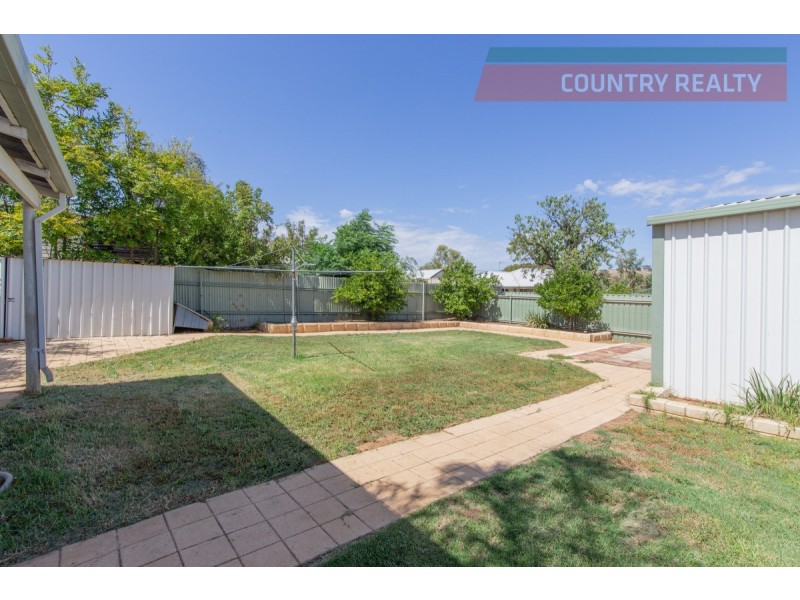 60 Gairdner Street, Northam WA 6401