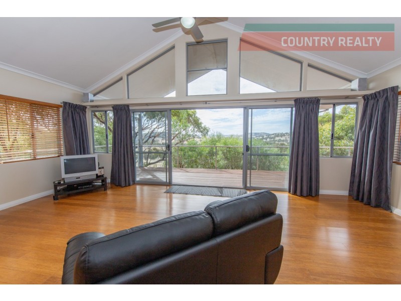 7 Mastalerz Retreat, Toodyay WA 6566