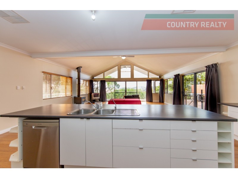 7 Mastalerz Retreat, Toodyay WA 6566