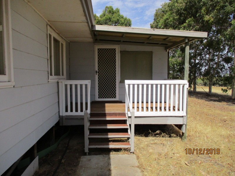 203 Hughes Road, Wongamine WA 6401