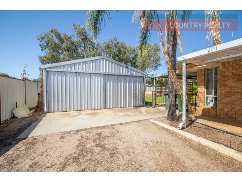 74 Newcastle Street, York WA 6302