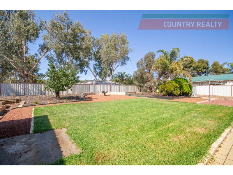 74 Newcastle Street, York WA 6302