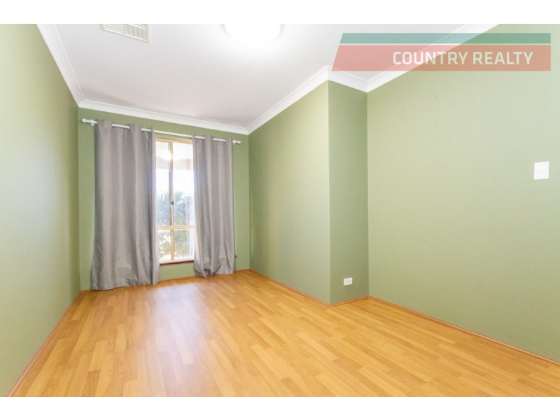 74 Newcastle Street, York WA 6302