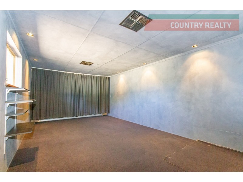 74 Newcastle Street, York WA 6302