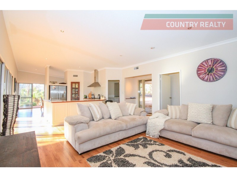 40 Salt Valley Road, Toodyay WA 6566