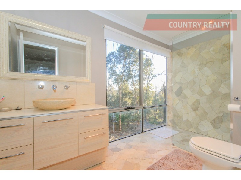 40 Salt Valley Road, Toodyay WA 6566