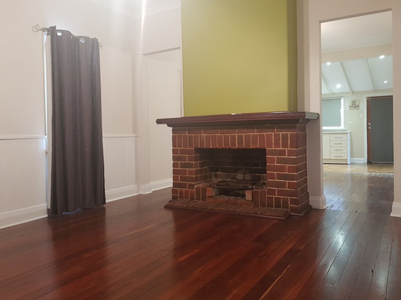 82 Gairdner Street, Northam WA 6401