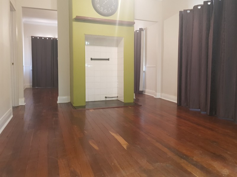 82 Gairdner Street, Northam WA 6401