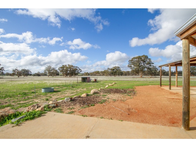 375 Deep Pool Road, Dale WA 6304