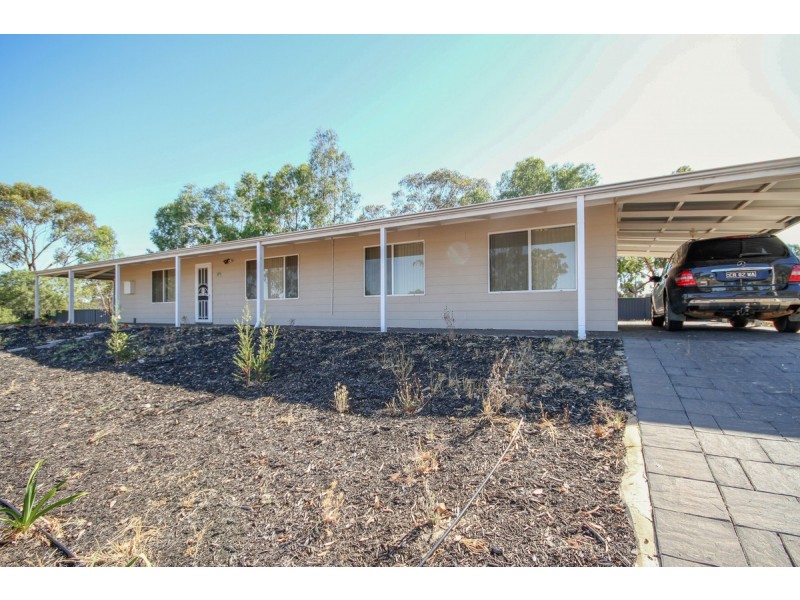 53 Clarke Street, Northam WA 6401