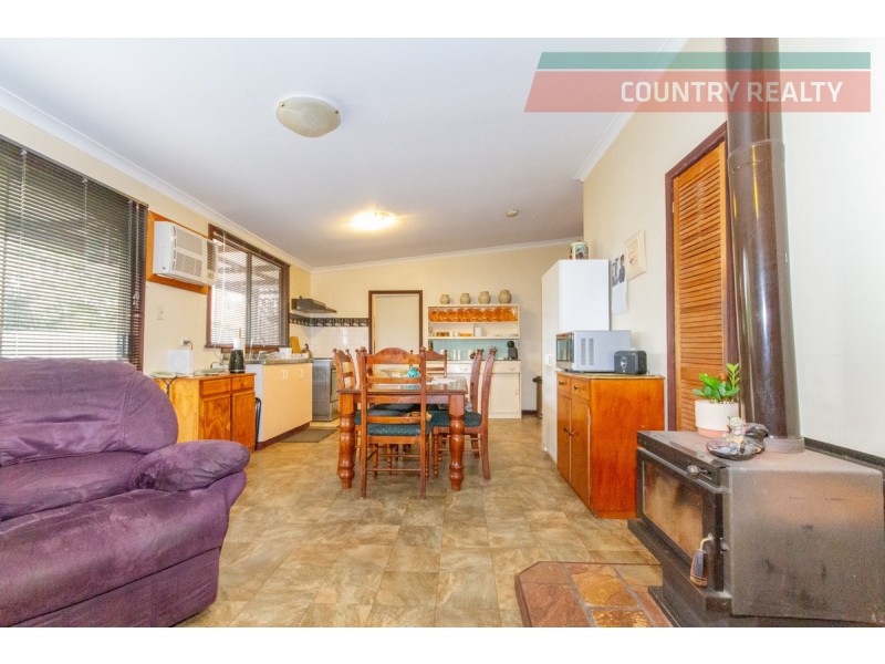 31 Pelham Street, York WA 6302