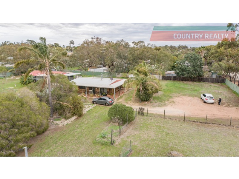 31 Pelham Street, York WA 6302