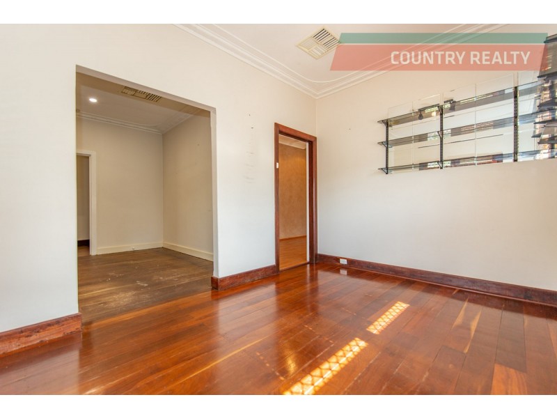 55 Newcastle Road, Northam WA 6401