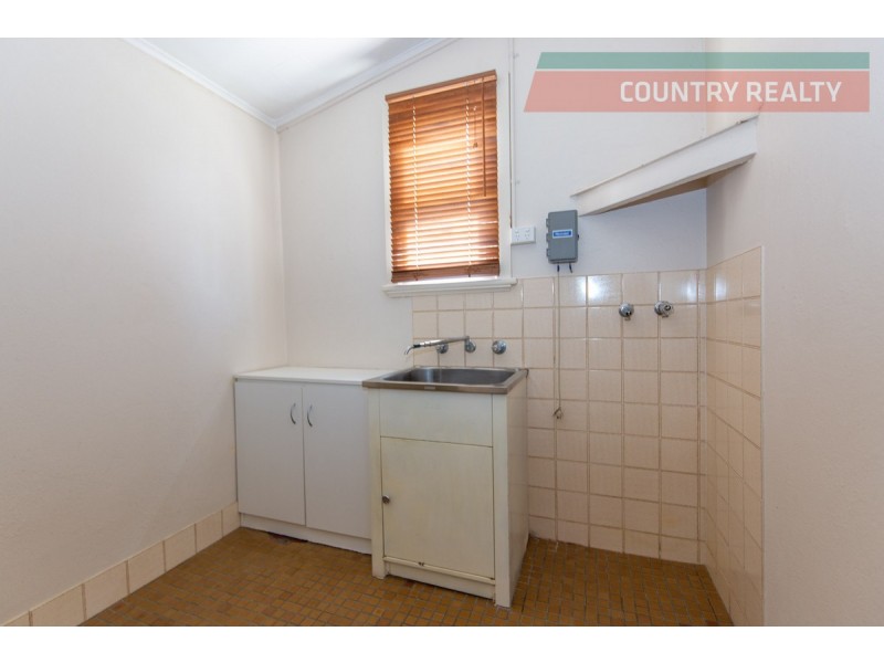 55 Newcastle Road, Northam WA 6401