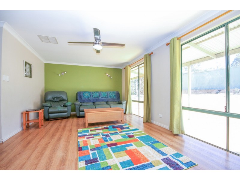 58 Virginia Court, Clackline WA 6564