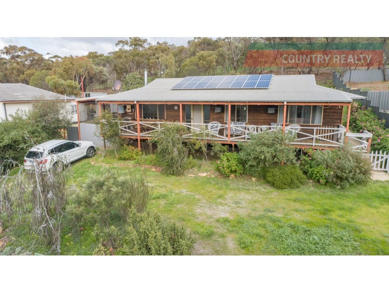 13 Hamersley Street, Toodyay WA 6566
