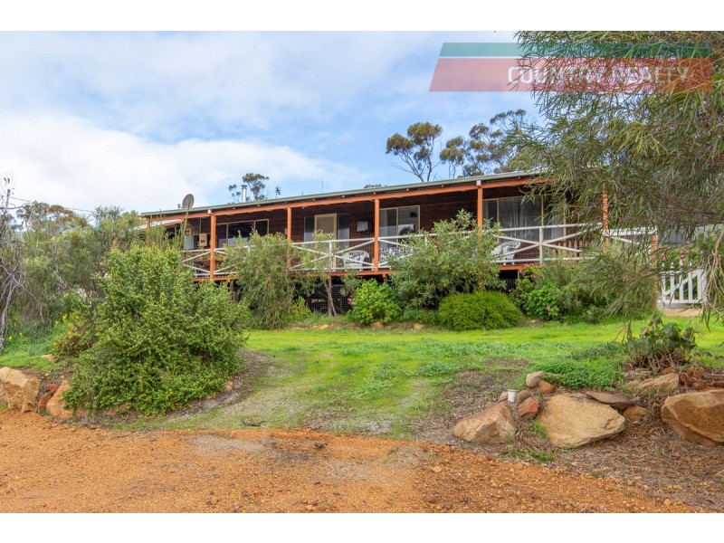 13 Hamersley Street, Toodyay WA 6566