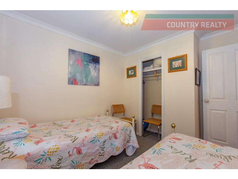 13 Hamersley Street, Toodyay WA 6566