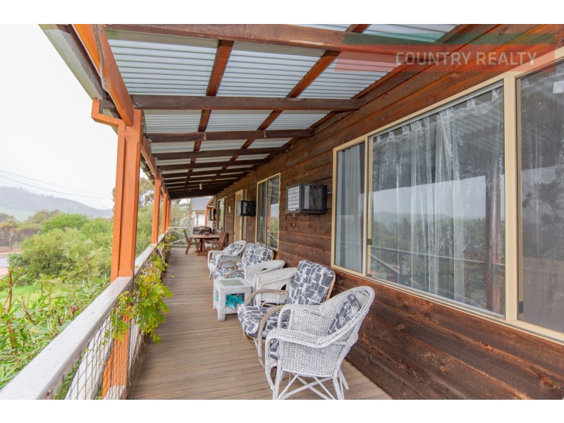 13 Hamersley Street, Toodyay WA 6566