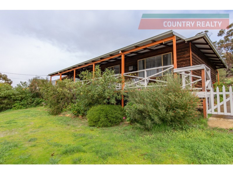 13 Hamersley Street, Toodyay WA 6566