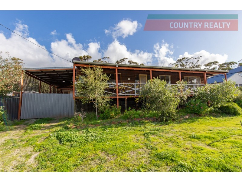 13 Hamersley Street, Toodyay WA 6566