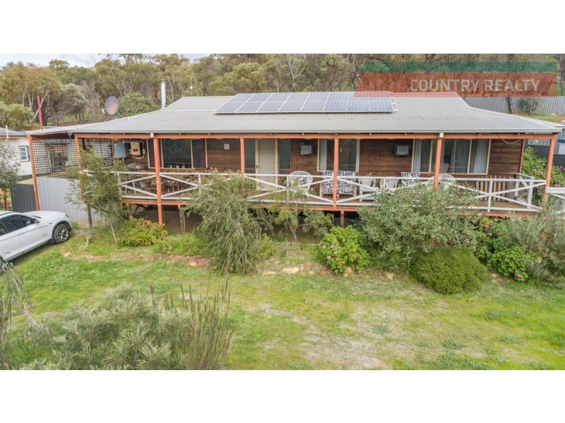 13 Hamersley Street, Toodyay WA 6566