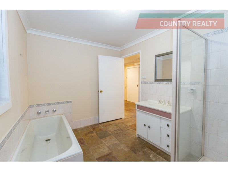 3 Cook Street, Northam WA 6401