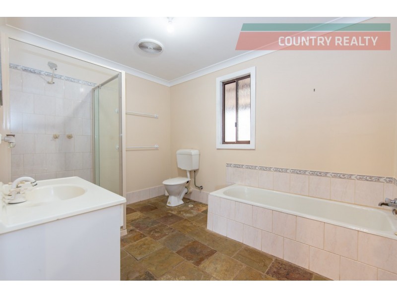 3 Cook Street, Northam WA 6401