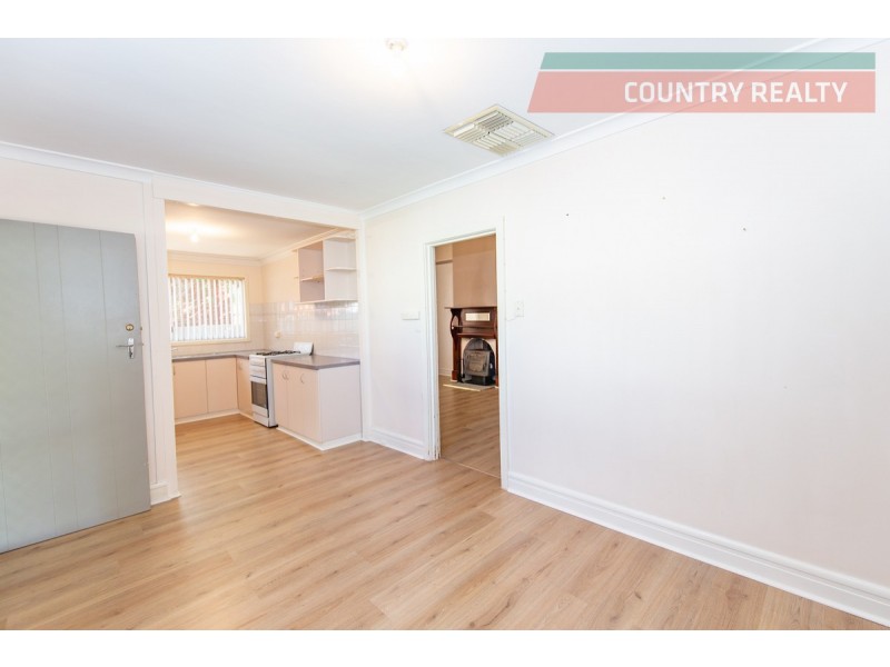 8 Gregory Street, Northam WA 6401