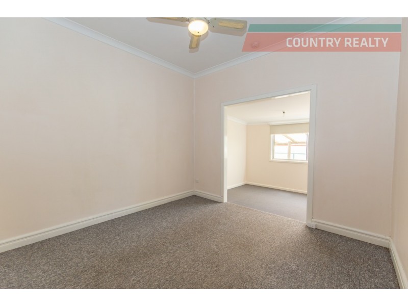 8 Gregory Street, Northam WA 6401