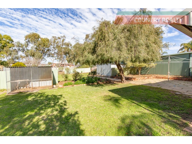 8 Gregory Street, Northam WA 6401