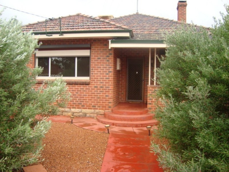 46 Charles Street, Northam WA 6401