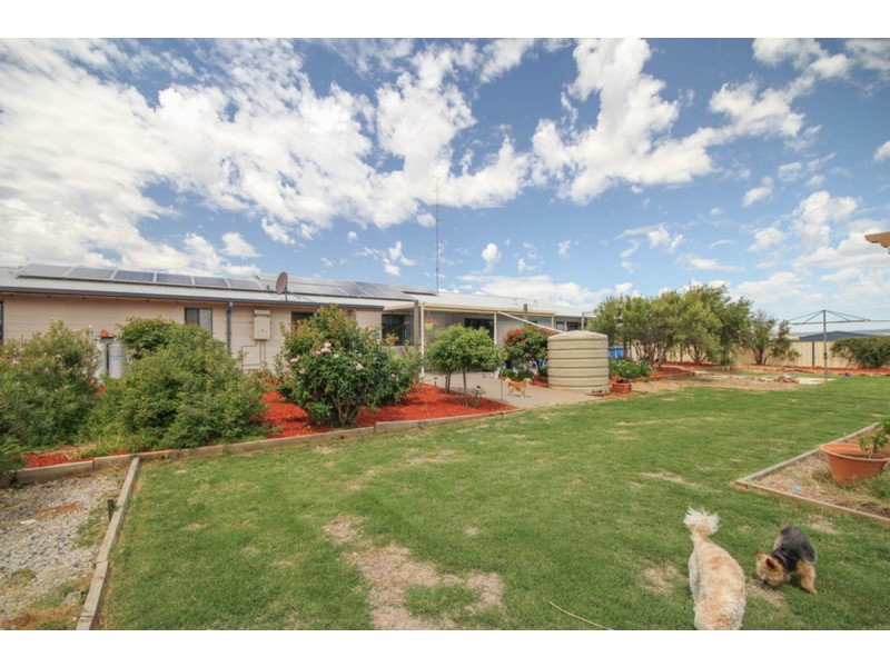 35B Langford Road, York WA 6302