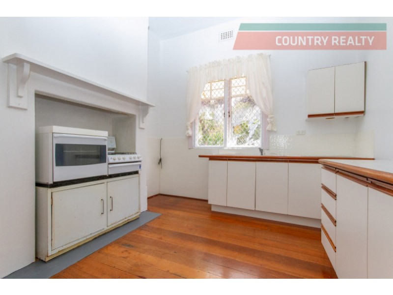 19 Weld Street, Northam WA 6401