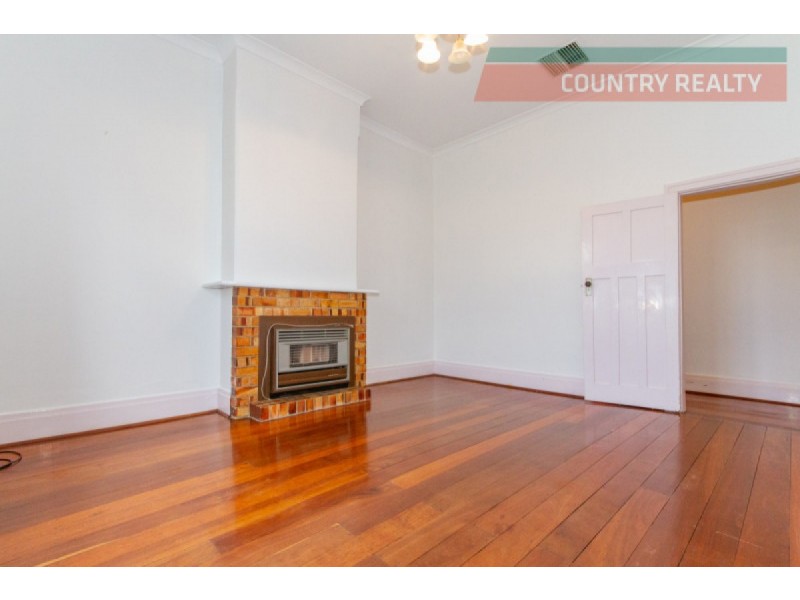 19 Weld Street, Northam WA 6401