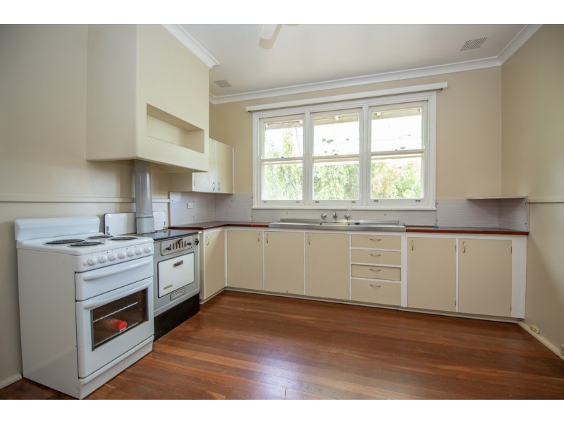 227 Duke Street, Northam WA 6401