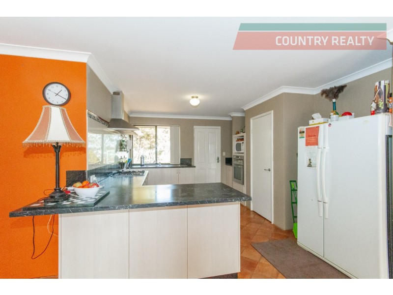 164 Newcastle Street, York WA 6302