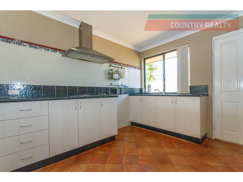 164 Newcastle Street, York WA 6302