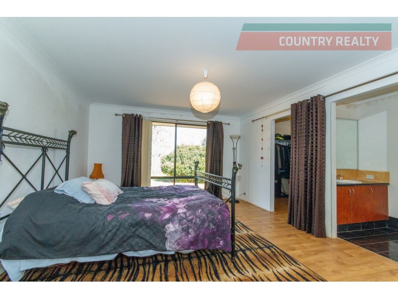 164 Newcastle Street, York WA 6302