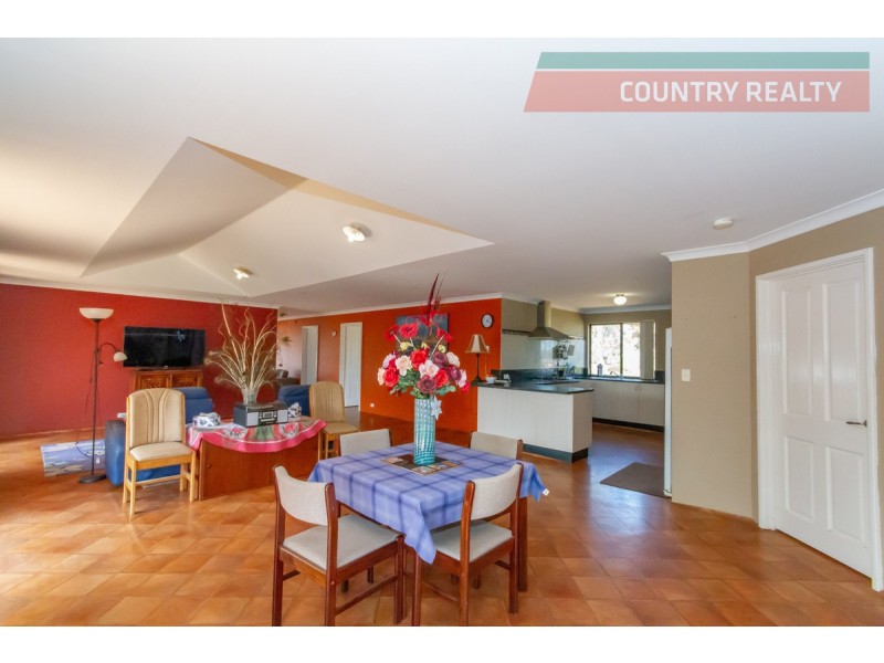 164 Newcastle Street, York WA 6302