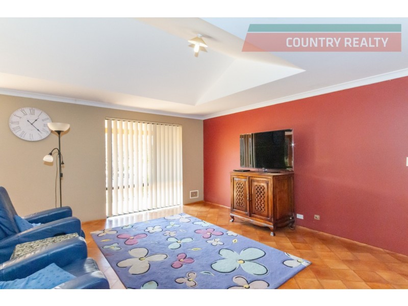 164 Newcastle Street, York WA 6302