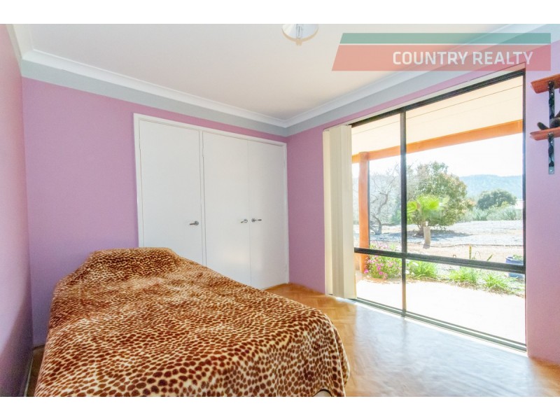 164 Newcastle Street, York WA 6302