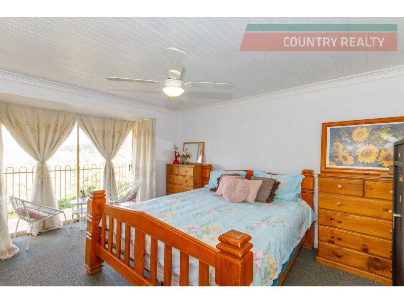 295 Timber Creek Crescent, Toodyay WA 6566