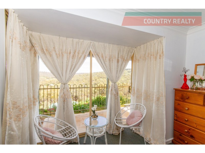 295 Timber Creek Crescent, Toodyay WA 6566