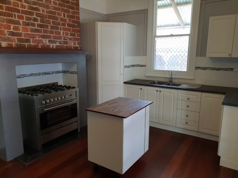 37 Hampton Street,, Northam WA 6401