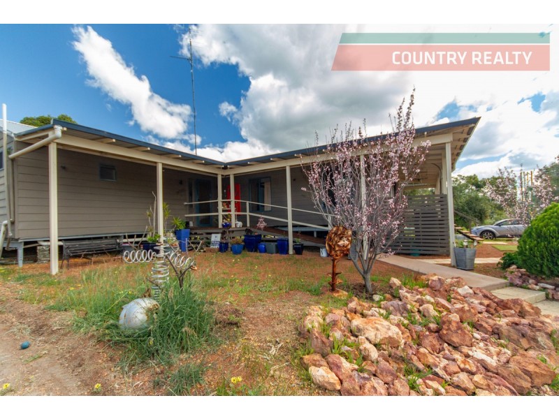 241 Sandplain Road, Toodyay WA 6566