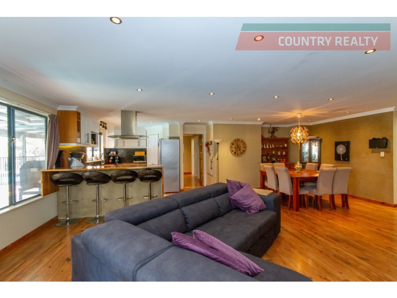 241 Sandplain Road, Toodyay WA 6566